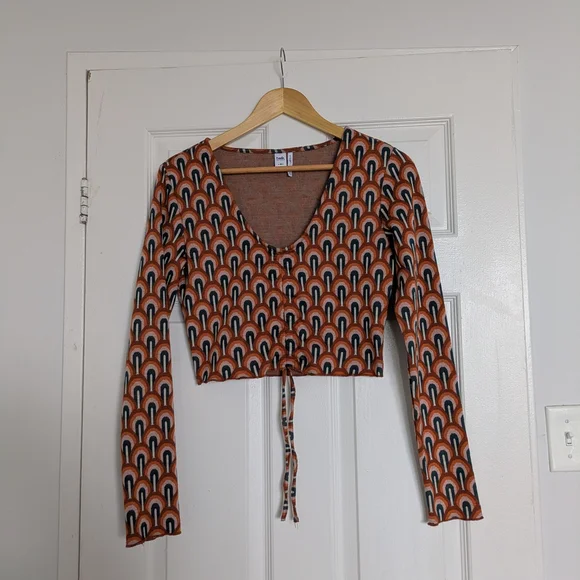 Twik Multicolor Patterned Crop Top with Drawstring - Picture 2 of 7